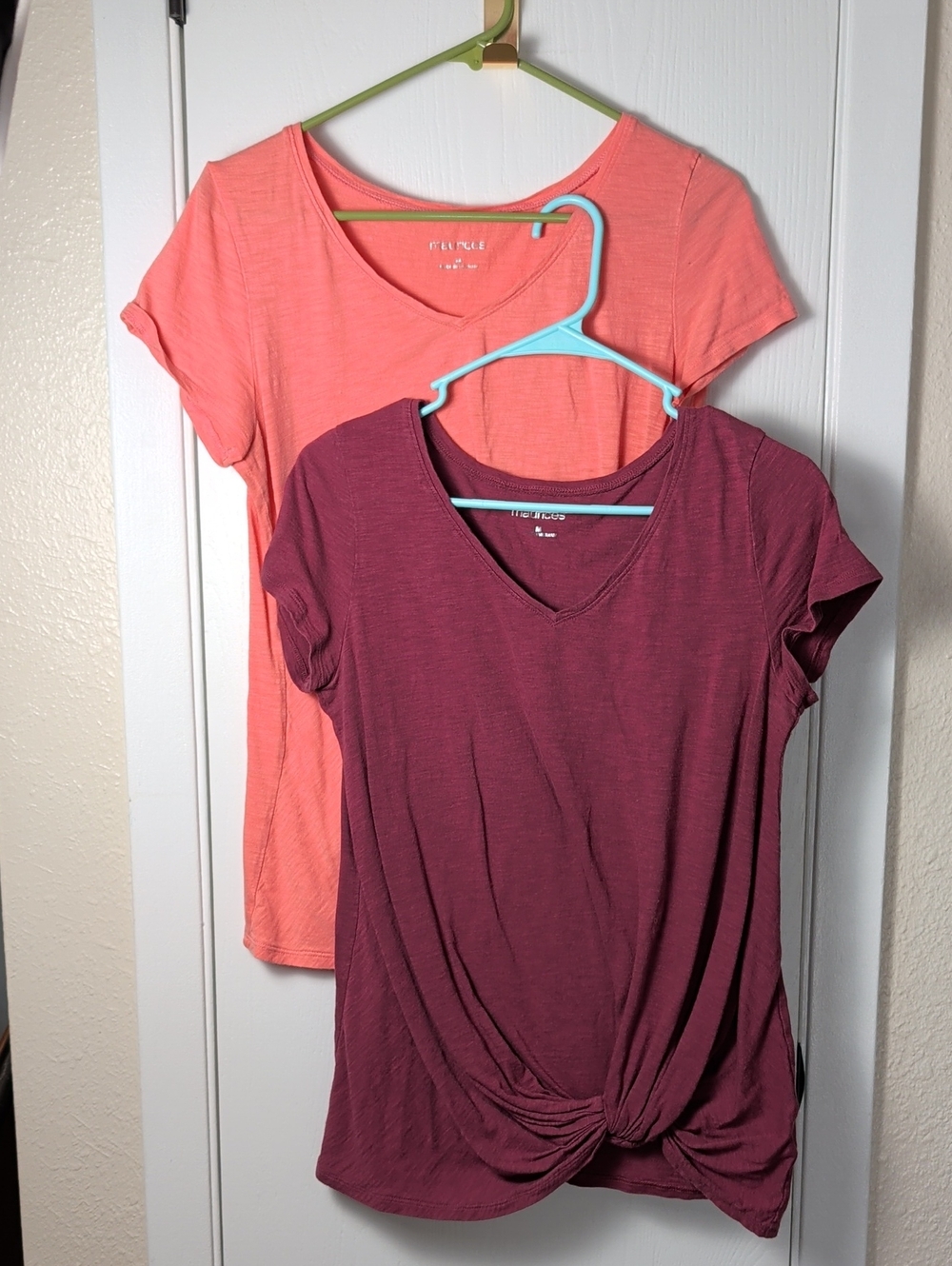 Maurices Medium Faux Knot Front Tshirt Bundle M Ladies